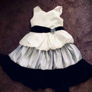 Princess Faith Girls Dress size 8, Saks NWOT